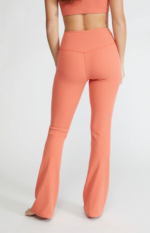 Active Ribbed Flare Yoga Pants image number 3