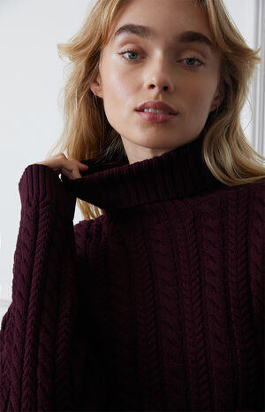 Bailey Cable Knit Cropped Sweater image number 1