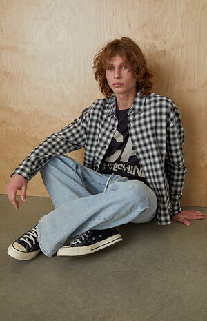 Plaid Long Sleeve Button Down Shirt image number 4