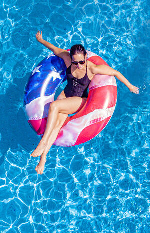 Star's & Stripes 48" Jumbo Pool Tube image number 4