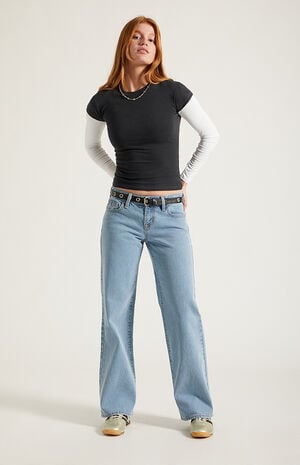 Zoe Low Rise Girlfriend Jeans Light Blue Wash image number 6