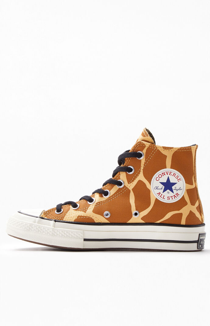 converse giraffe sneakers
