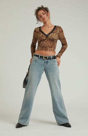 Zoe Low Rise Girlfriend Jeans Medium Indigo Tint image number 1