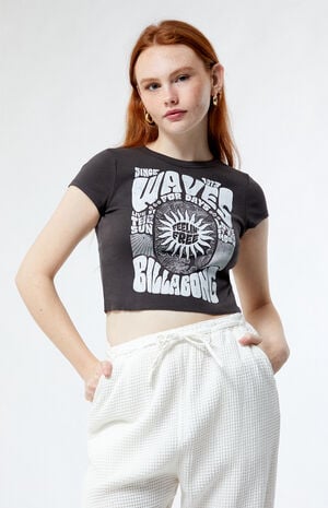 Live By The Sea Cropped T-Shirt