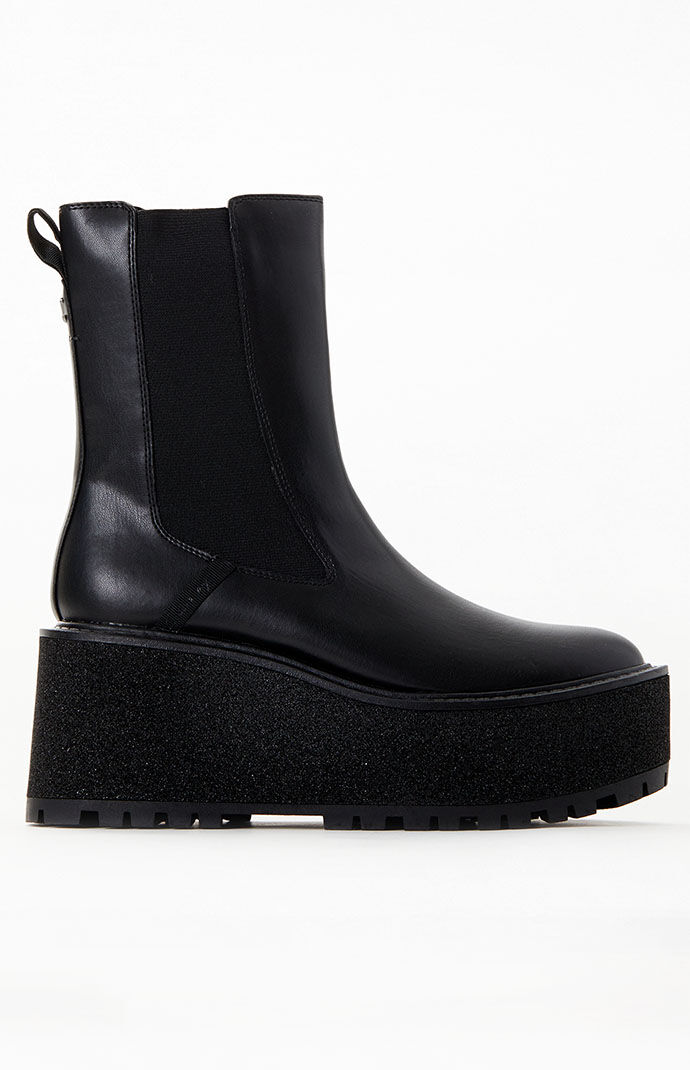 Chelsea sale boots pacsun