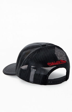 1996 Chicago Bulls Trucker Hat image number 3