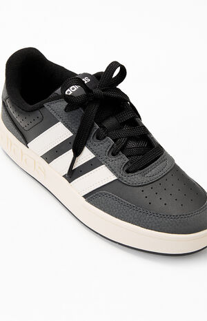 Kids Black & White Breakbase Shoes image number 6
