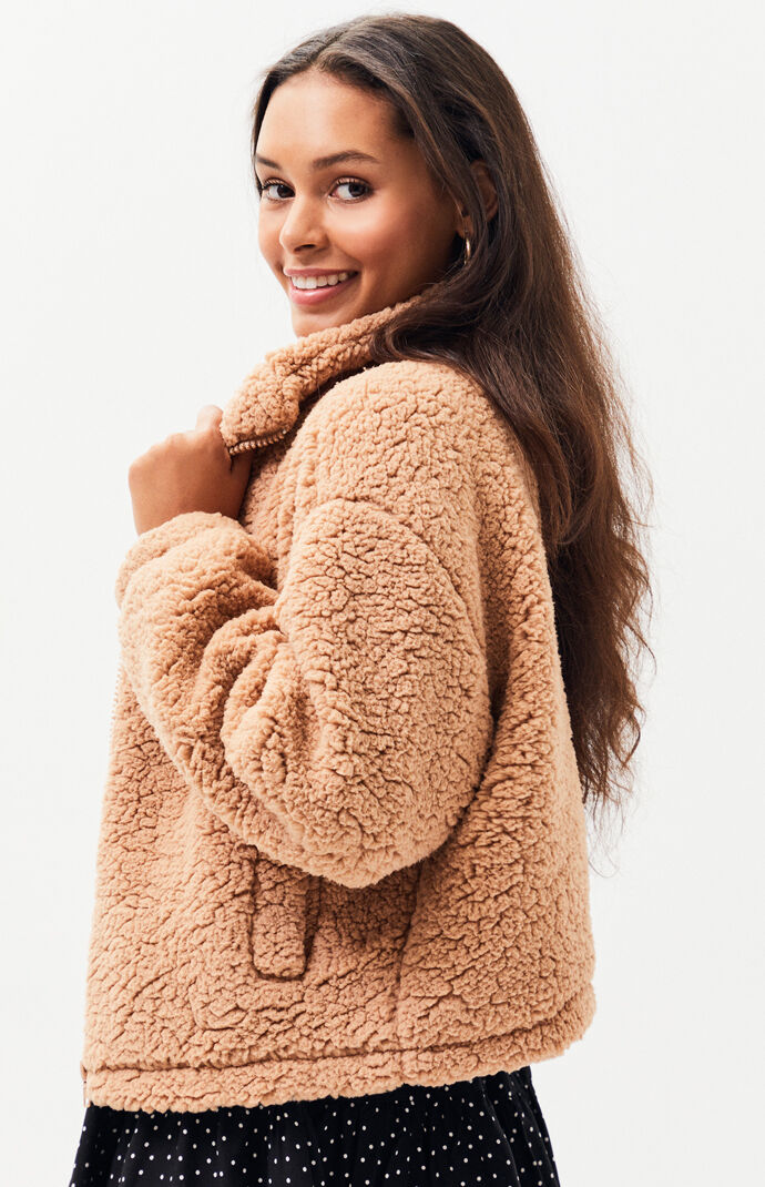 tan sherpa pullover