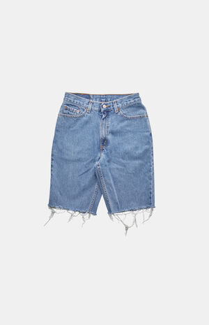 90s Levi's Denim Shorts image number 2