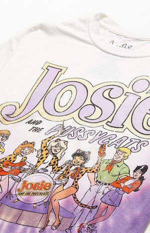 Josie & The Pussycats T-Shirt Josie & The Pussycats T-Shirt image number null