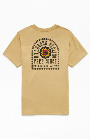 Tropics Pocket T-Shirt image number 1