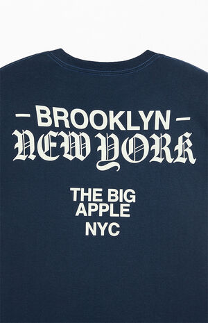 Brooklyn Big Apple T-Shirt image number 4