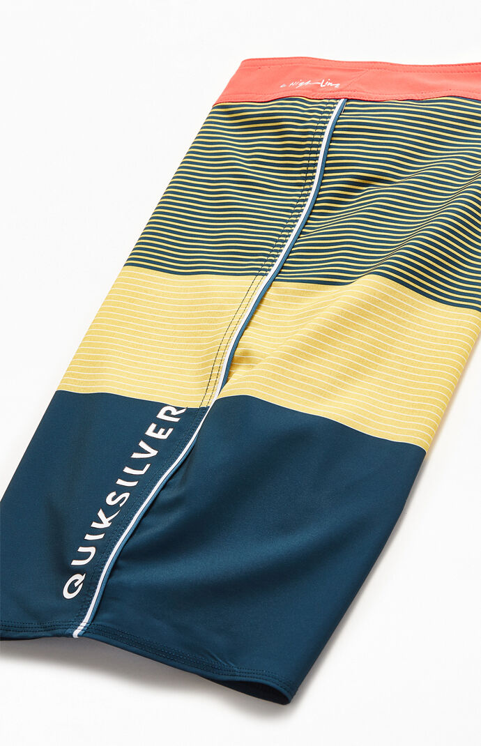 Highline Massive 20" Boardshorts