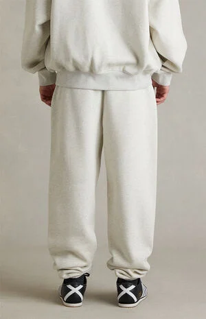 Oatmeal Heather Signature Classic Sweatpants image number 6