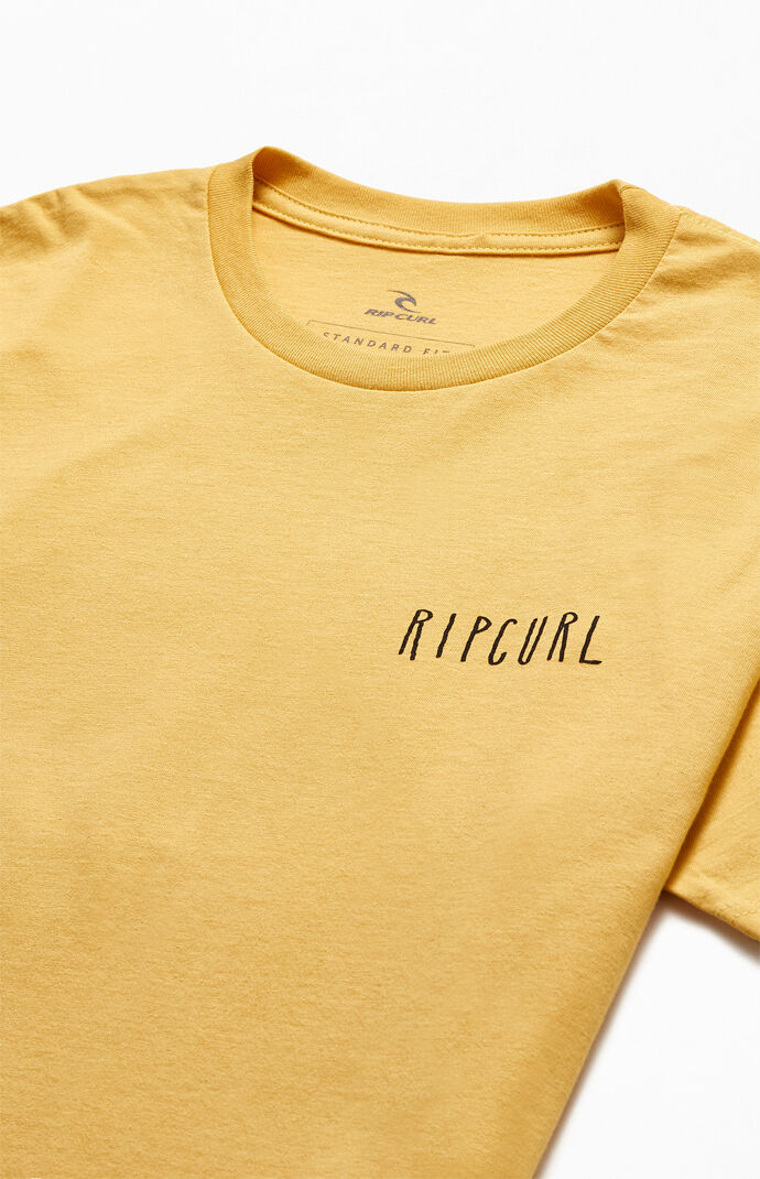 Layback Premium Short Sleeve T-Shirt