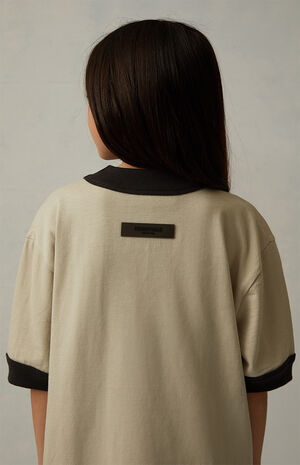 Wheat V-Neck T-Shirt image number 5