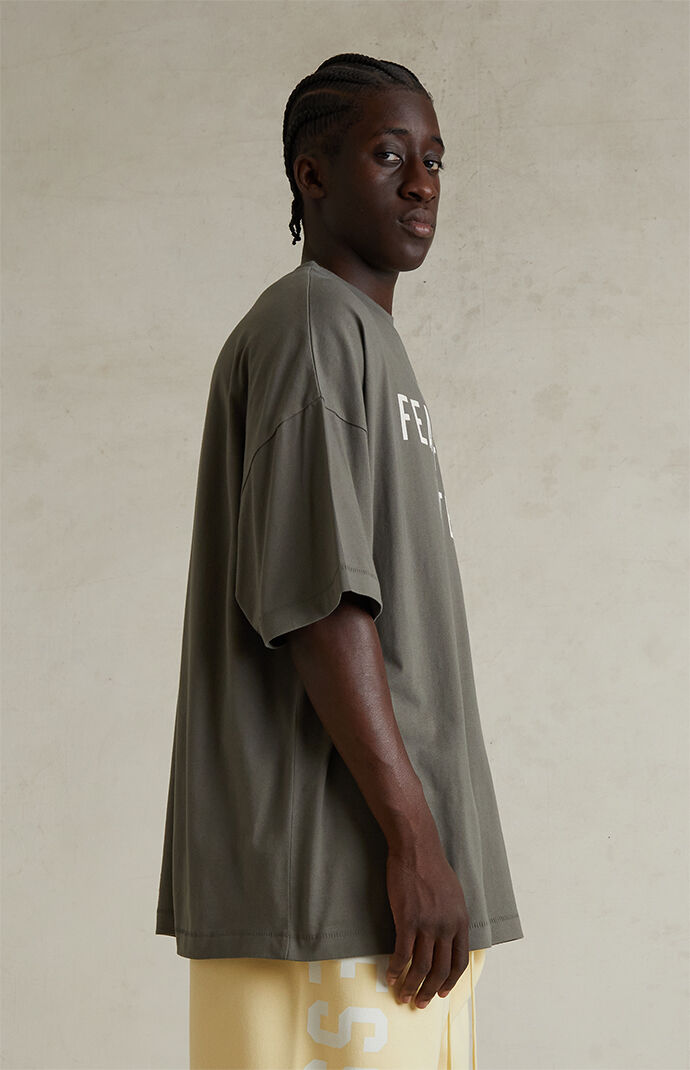 Fear of God ESSENTIALS Moss '90s Fit T-Shirt