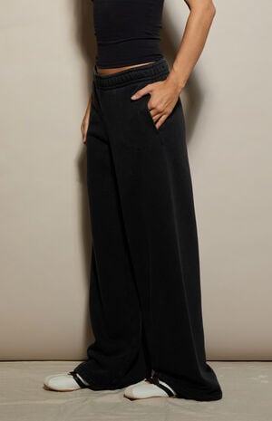 Gray Ultra Soft Fleece Baggy Sweatpants image number 3
