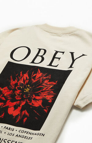 New Bloom T-Shirt image number 4