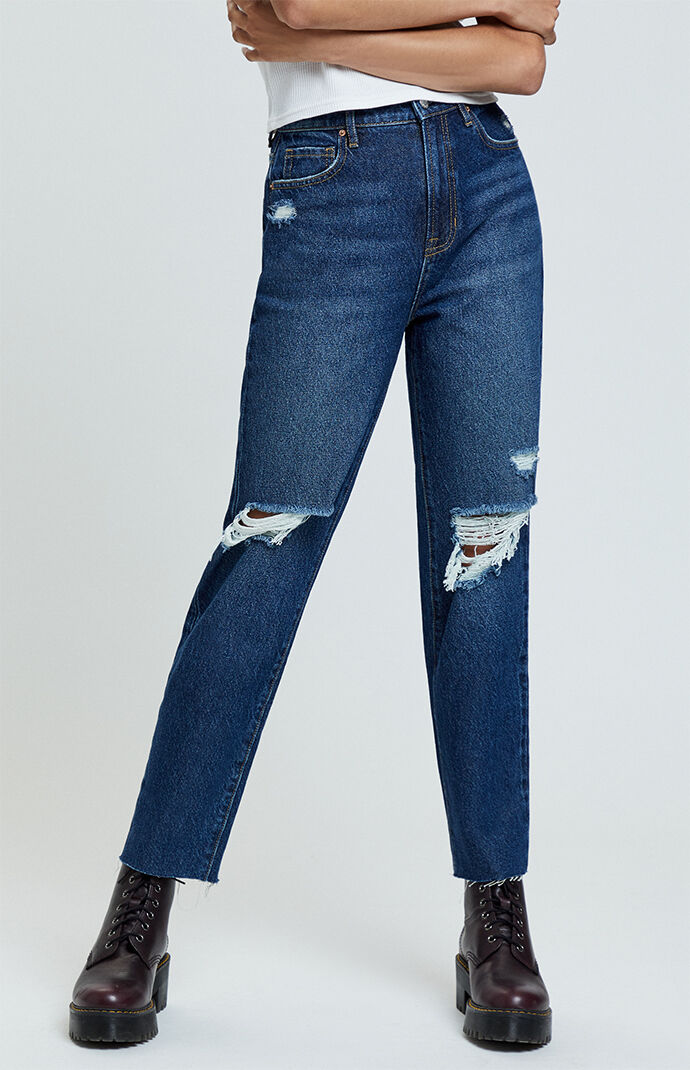 dark blue jeans straight leg