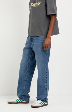 Logan Relaxed Straight Jeans Medium Blue image number 3