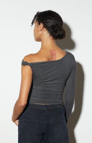 Asymmetrical Ruched Long Sleeve Top image number 3