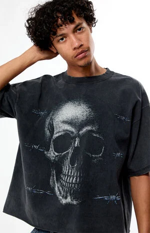 Barbed Skull Cropped Boxy T-Shirt image number 1