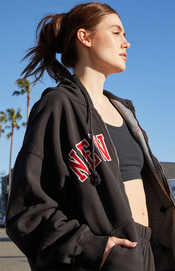Black christy best sale hoodie zip up