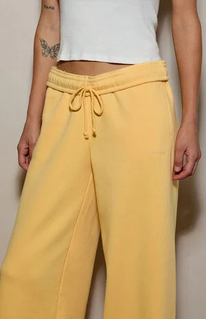 Ultra Soft Fleece Baggy Sweatpants image number 2