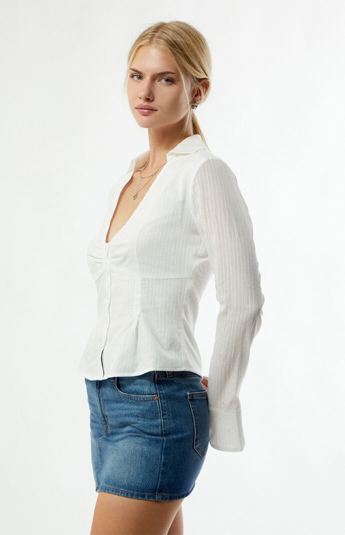 Your Favorite Long Sleeve Button Down Fitted Top