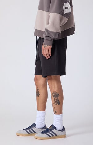 Fleece Black Sweat Shorts image number 3