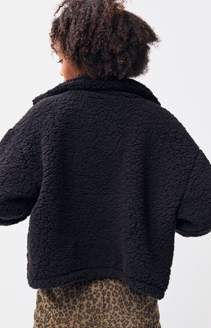 Black sherpa sweater clearance
