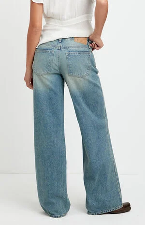 Casey Low Rise Baggy Jeans Medium Blue Tint image number 4