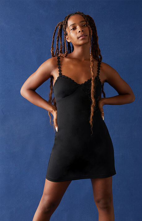 Daisy Crochet Shift Dress