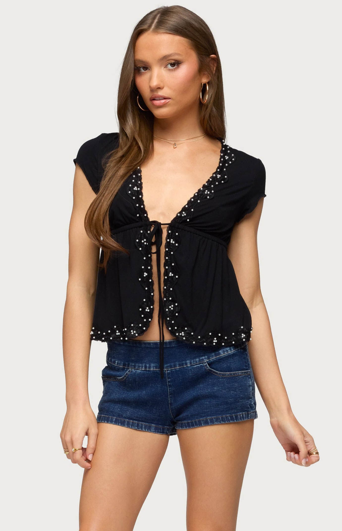 Edikted Sepede Lacey Pearl Tie Front Top