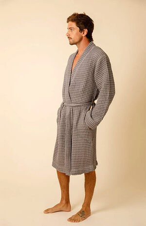 Organic The Weightless Gray Black Waffle Robe image number 5
