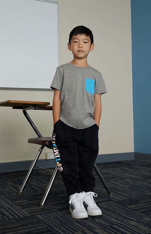 Kids Pocket T-Shirt image number 4