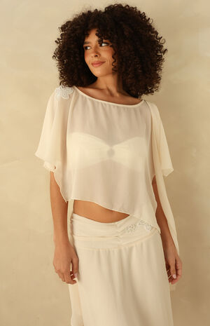 Borrowed Bliss Poncho Top image number 4