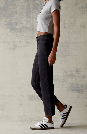 Black Stretch '90s Straight Leg Jeans image number 3