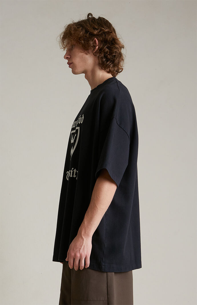 トップス FEAR OF GOD ESSENTIALS HEAVYCREWNECK TEE Fear of God Essentials Black Heavy Crew Neck T-Shirt | PacSun