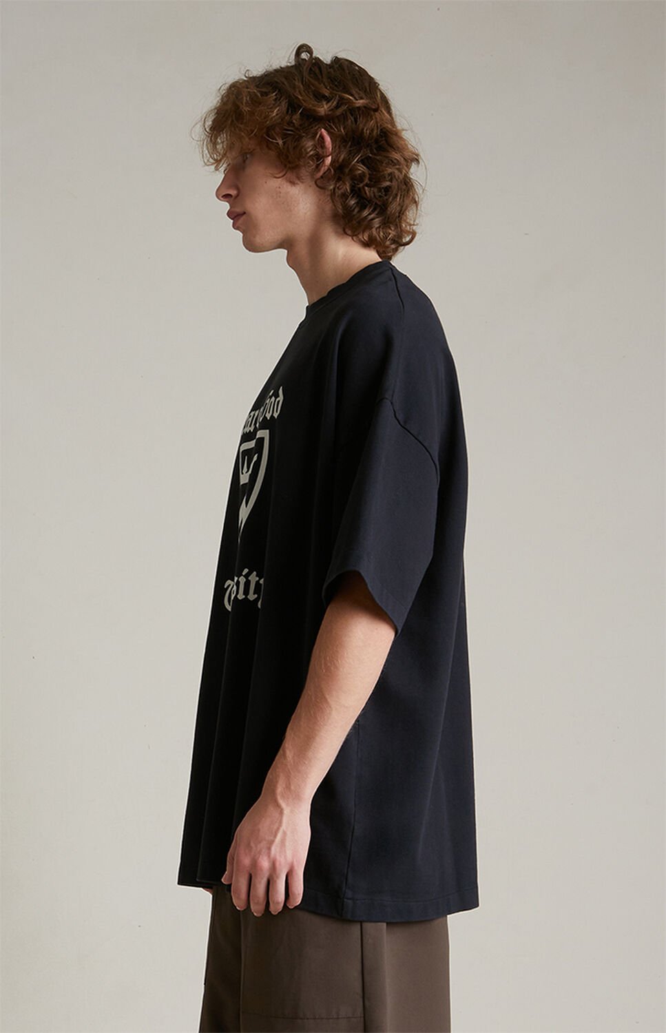 Fear of God ESSENTIALS Black Heavy Crew Neck T-Shirt thumbnail 3