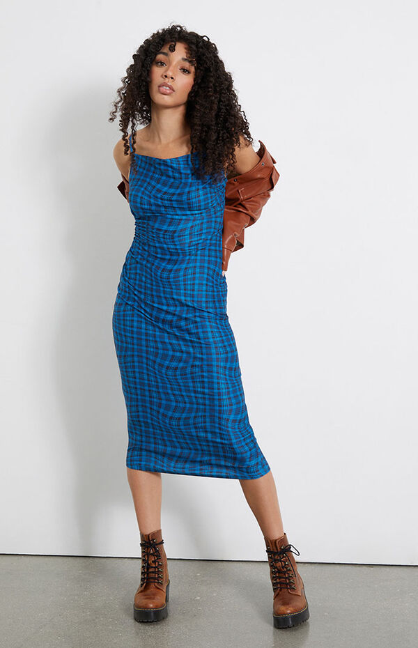 Another Girl Wavy Checker Midi Dress | Pacsun