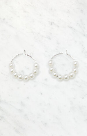 Mini Pearl Hoop Earrings image number 1