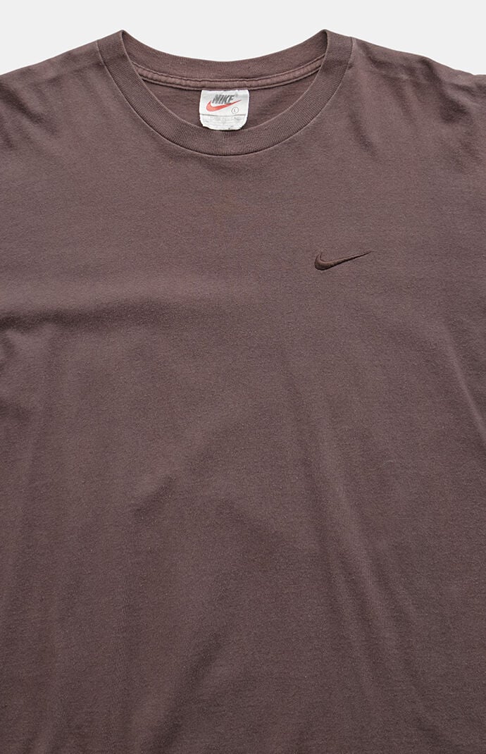 PS VINTAGE 2000s Nike Graphic T-Shirt