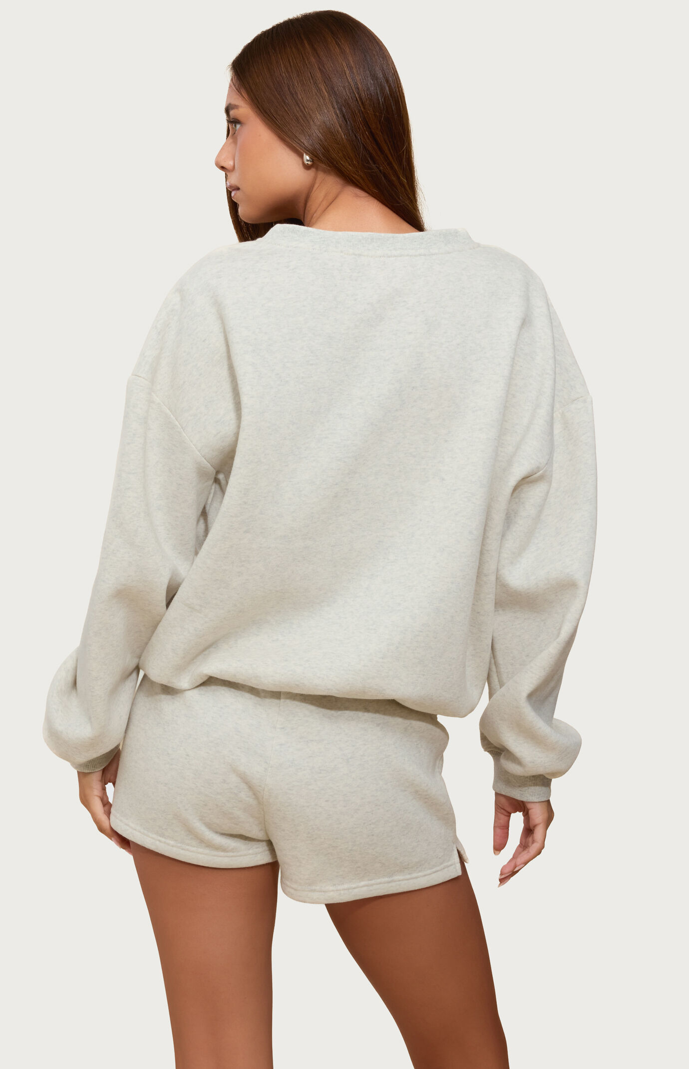 Edikted Bronte v Neck Sweatshirt