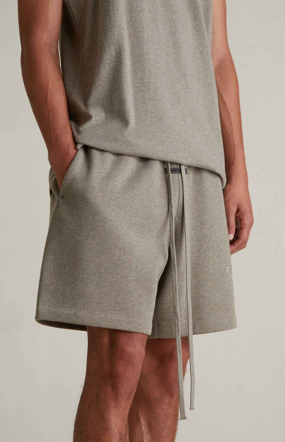 Fear of God ESSENTIALS Homestead Heather Soccer Fleece Sweat Shorts thumbnail 5