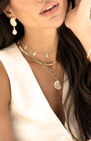 Nautilus Shell Pendant Layered Necklace image number 4