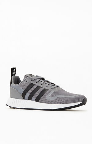 Gray Smooth Runner Shoes image number 1