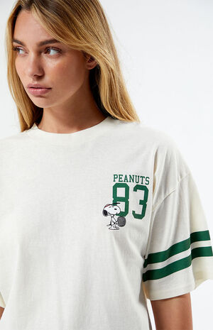 83 Snoopy T-Shirt image number 2