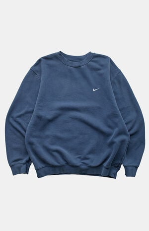 2000s Navy Nike Sweatshirt image number 1